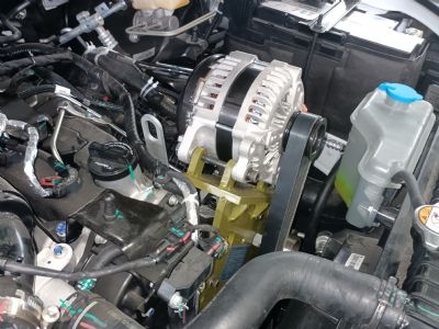 4KW取力发电机供电系统（柴油版长城炮通信指挥车）